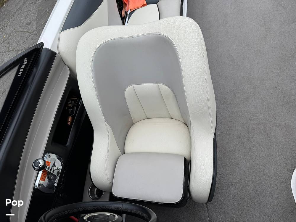 Slide: The Image of Malibu Wakesetter 247 LSV 2011 - 15403373