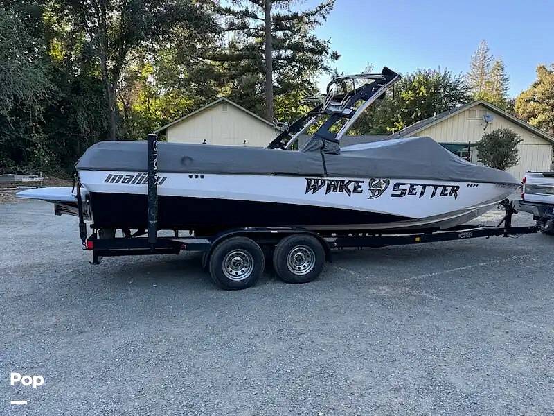 Slide: The Image of Malibu Wakesetter 247 LSV 2011 - 15124279