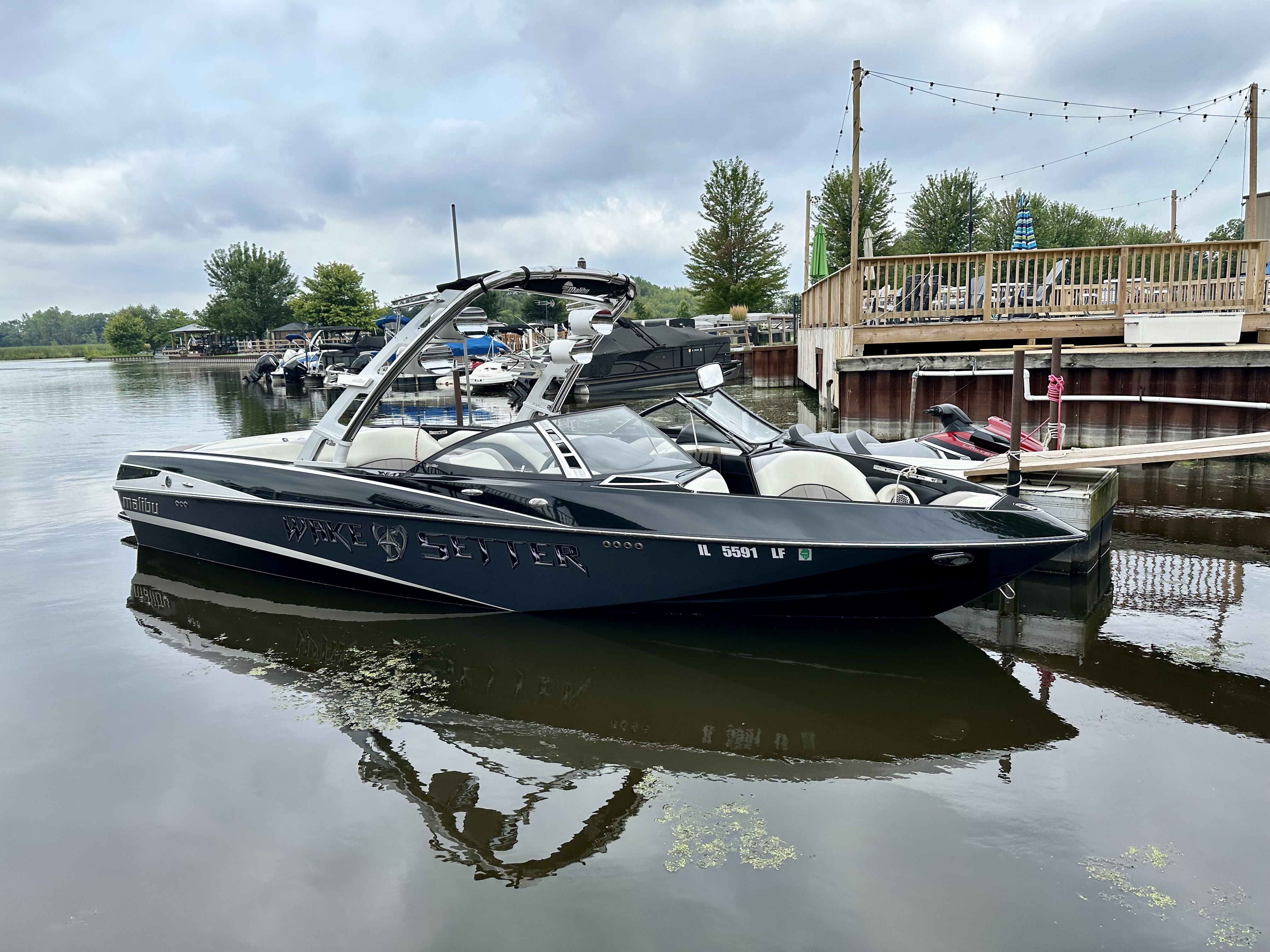 Slide: The Image of Malibu Wakesetter 247 LSV 2012 - 0