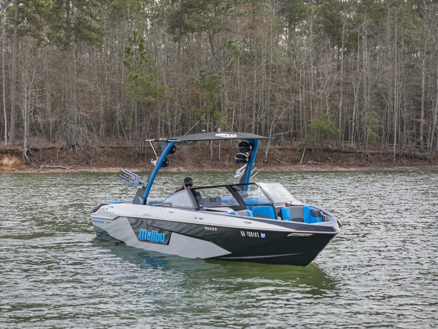 Slide: The Image of Malibu Wakesetter 25LSV 2021 - 5100811
