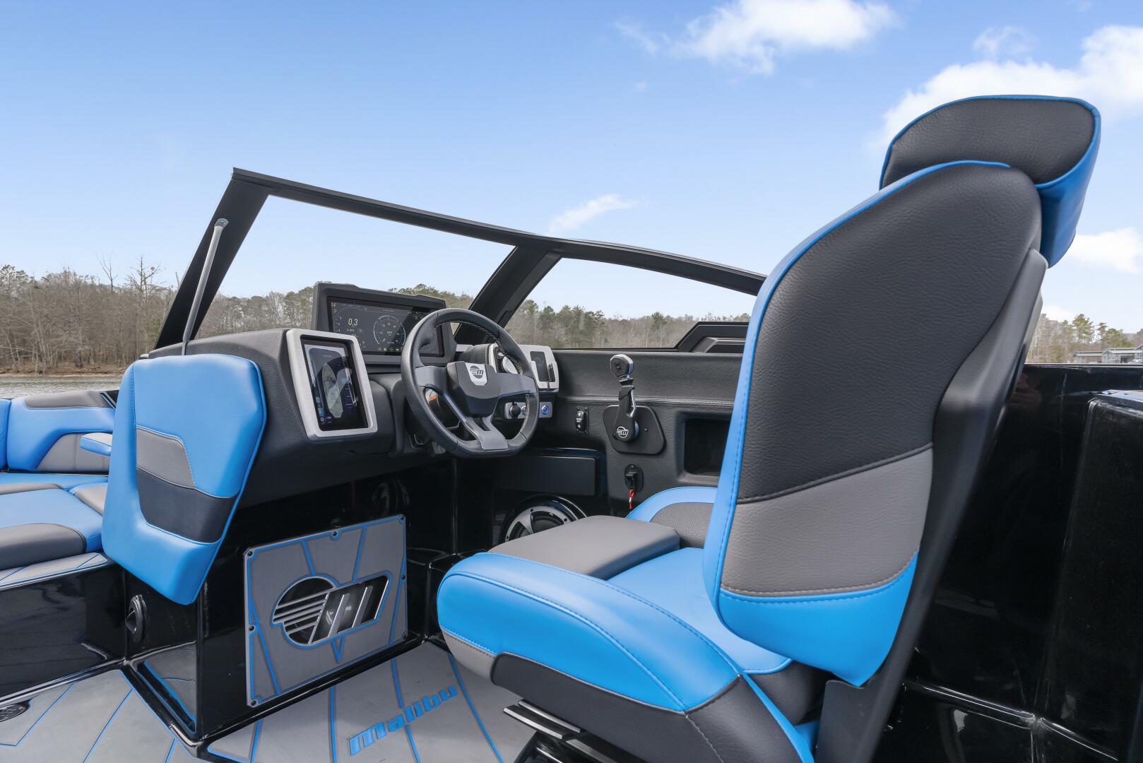 Slide: The Image of Malibu Wakesetter 25LSV 2021 - 5100832