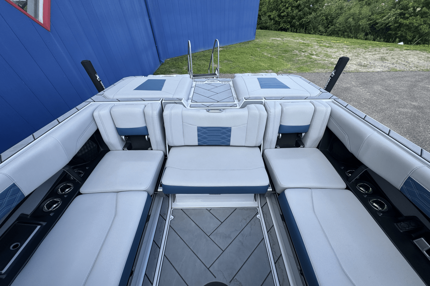 Slide: The Image of Malibu WAKESETTER 25 LSV 2022 - 14