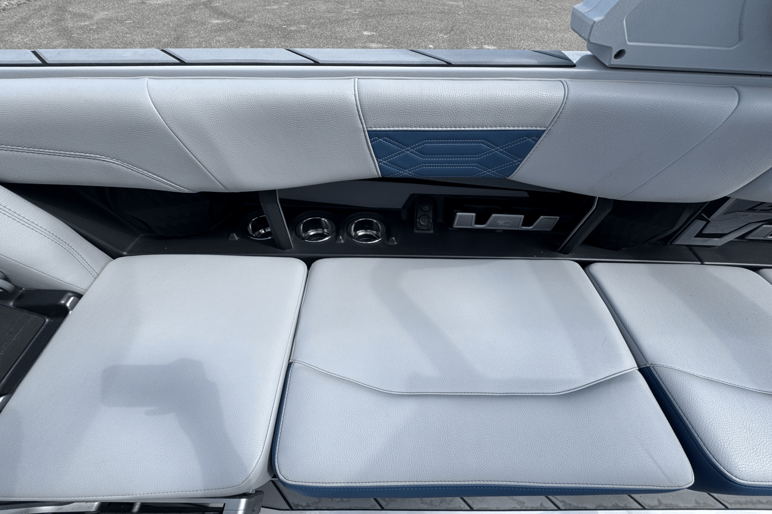 Slide: The Image of Malibu WAKESETTER 25 LSV 2022 - 24