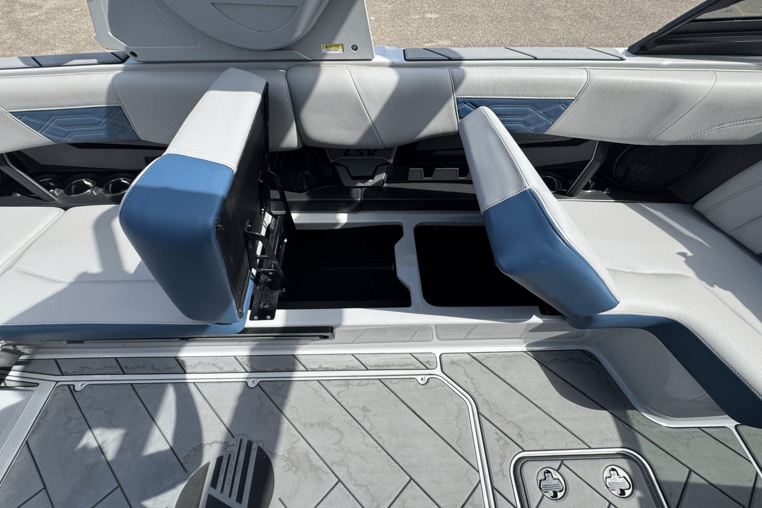 Slide: The Image of Malibu WAKESETTER 25 LSV 2022 - 26