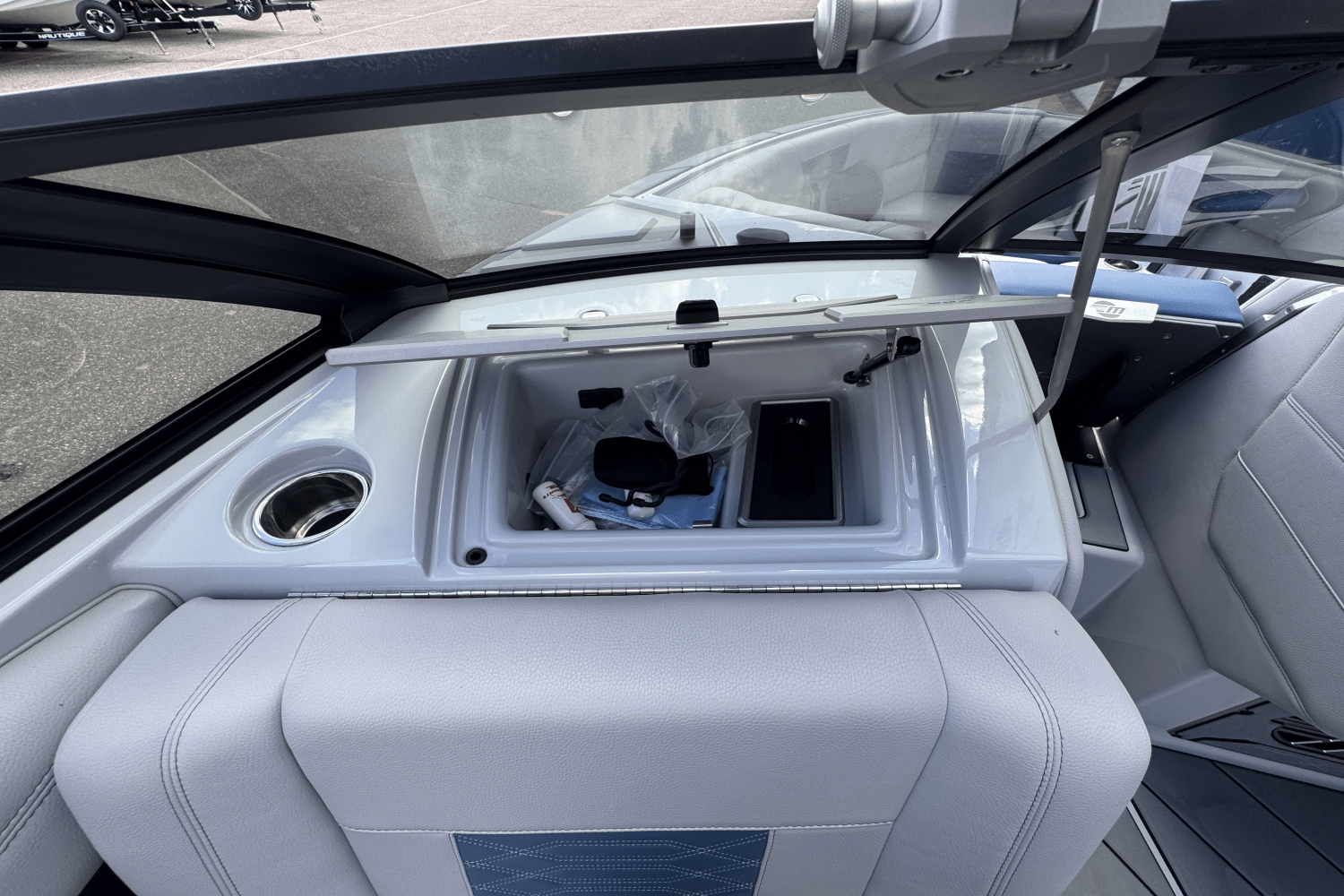 Slide: The Image of Malibu WAKESETTER 25 LSV 2022 - 29