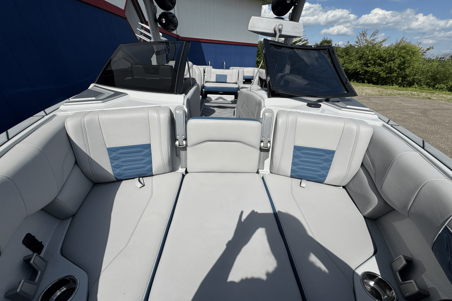 Slide: The Image of Malibu WAKESETTER 25 LSV 2022 - 42