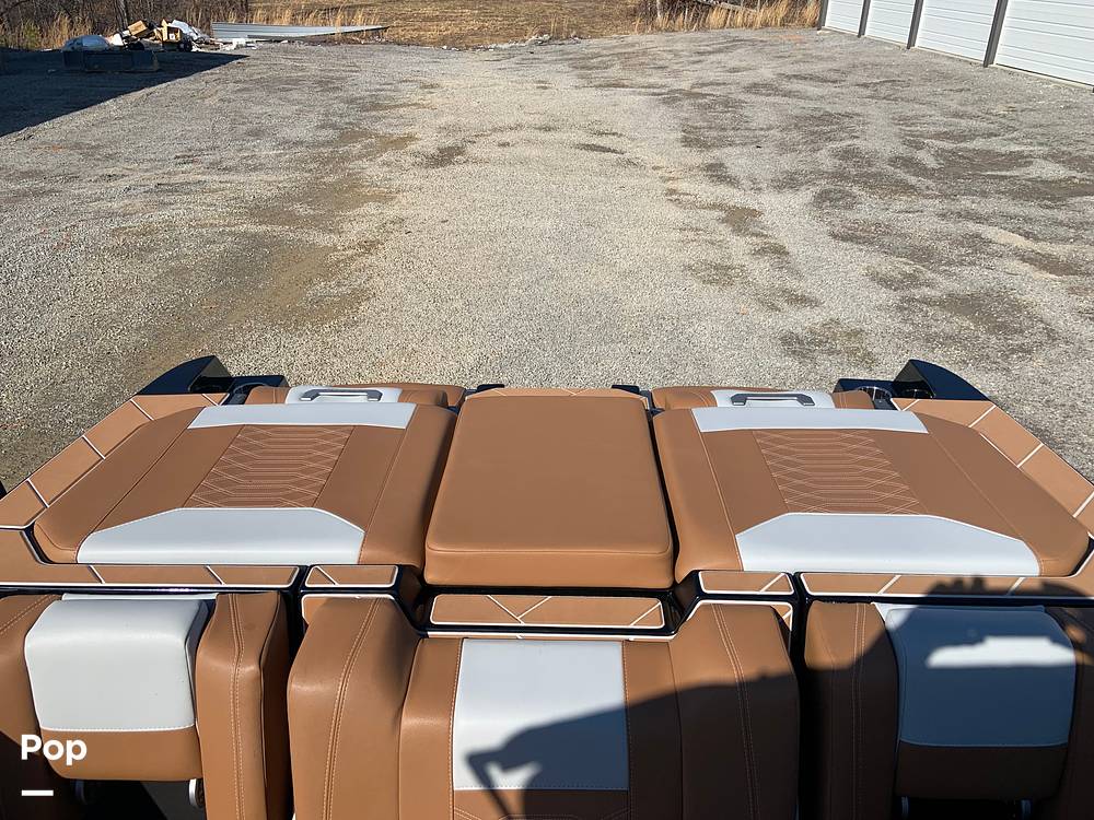Slide: The Image of Malibu Wakesetter 26 LSV 2023 - 13735529