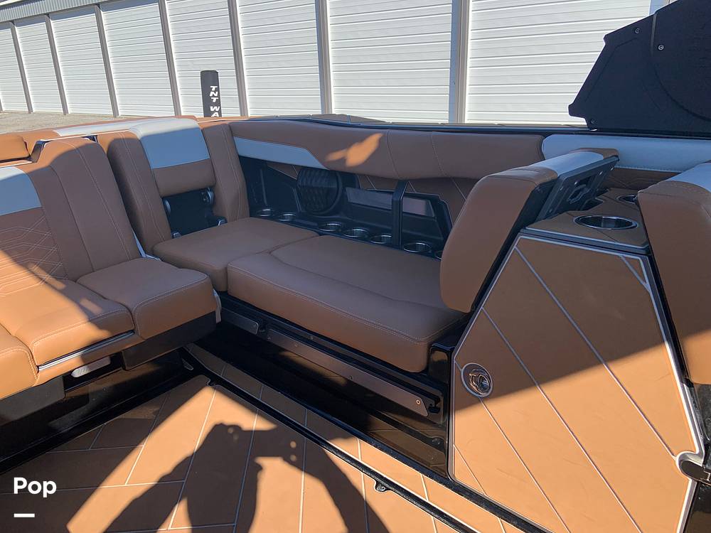 Slide: The Image of Malibu Wakesetter 26 LSV 2023 - 13735532