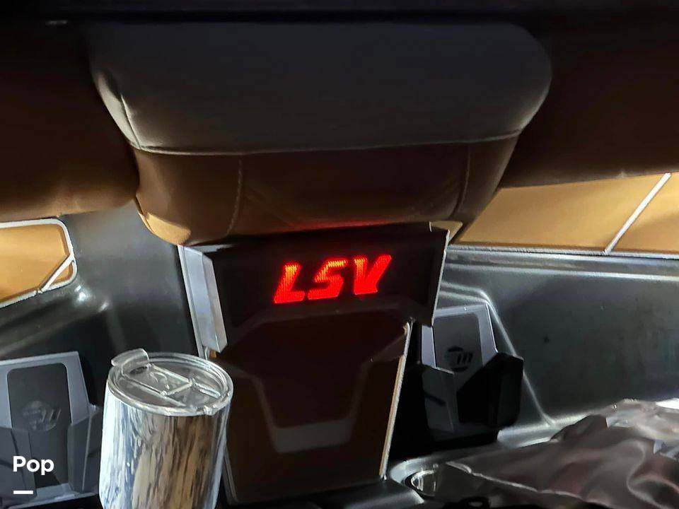 Slide: The Image of Malibu Wakesetter 26 LSV 2023 - 13686456