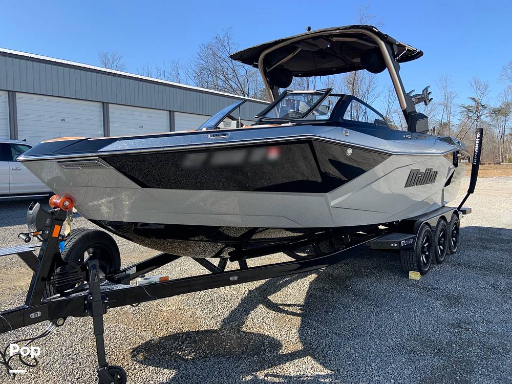 Slide: The Image of Malibu Wakesetter 26 LSV 2023 - 13733859
