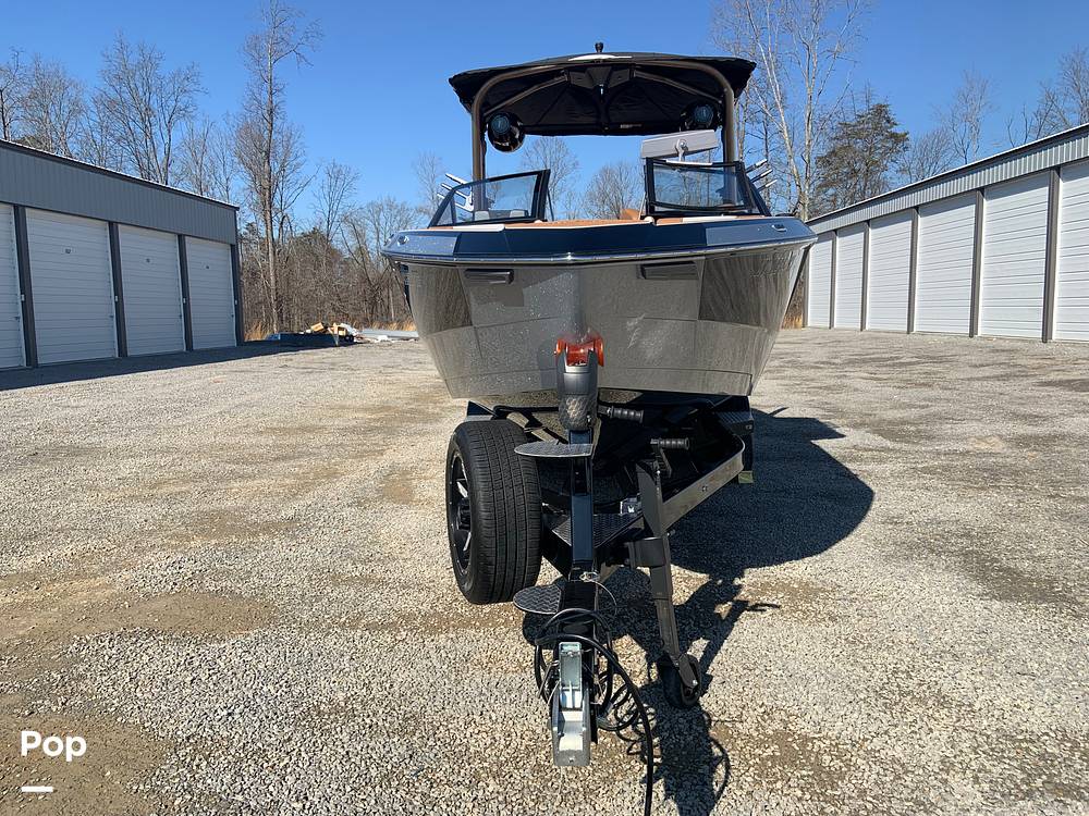 Slide: The Image of Malibu Wakesetter 26 LSV 2023 - 13735418