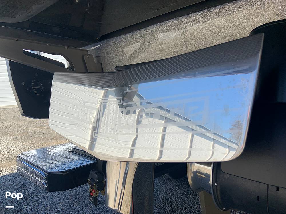 Slide: The Image of Malibu Wakesetter 26 LSV 2023 - 13735428