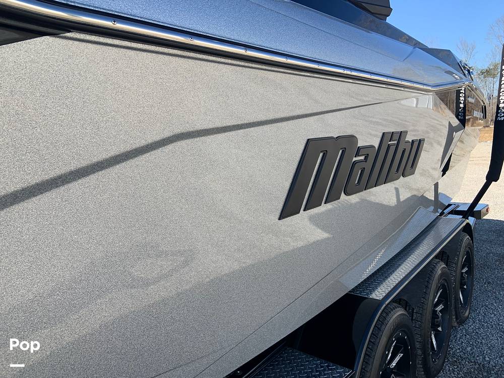 Slide: The Image of Malibu Wakesetter 26 LSV 2023 - 13735449
