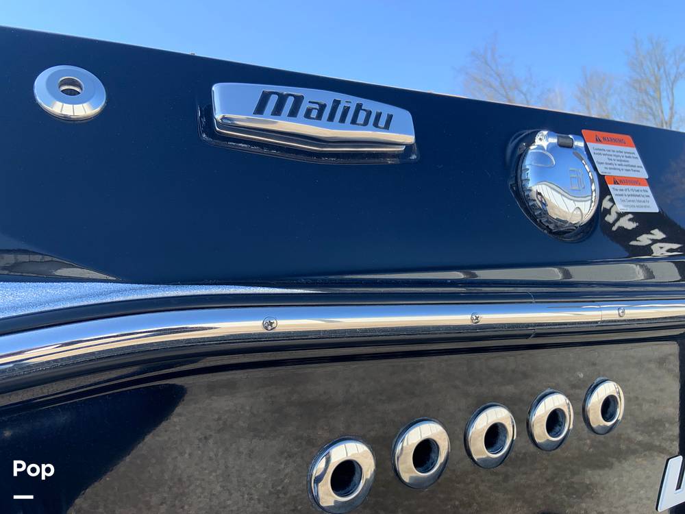 Slide: The Image of Malibu Wakesetter 26 LSV 2023 - 13735457