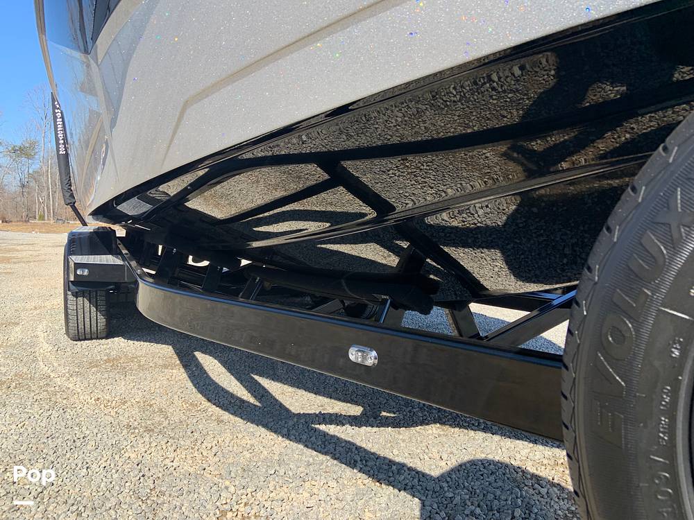 Slide: The Image of Malibu Wakesetter 26 LSV 2023 - 13735466