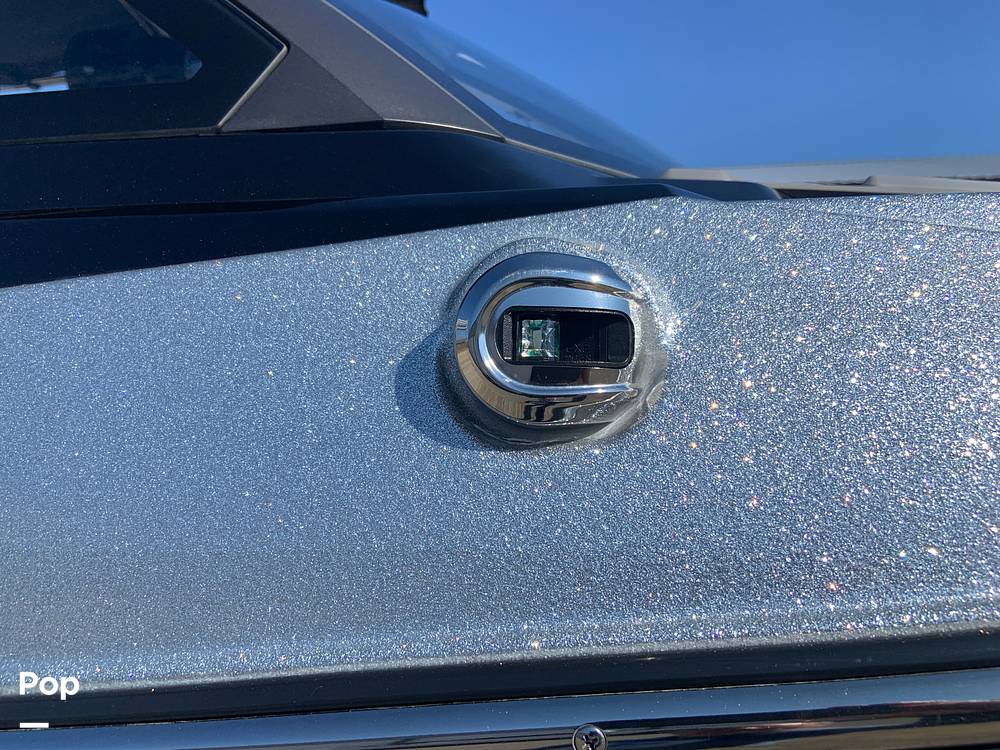 Slide: The Image of Navigation Lights - 13735470