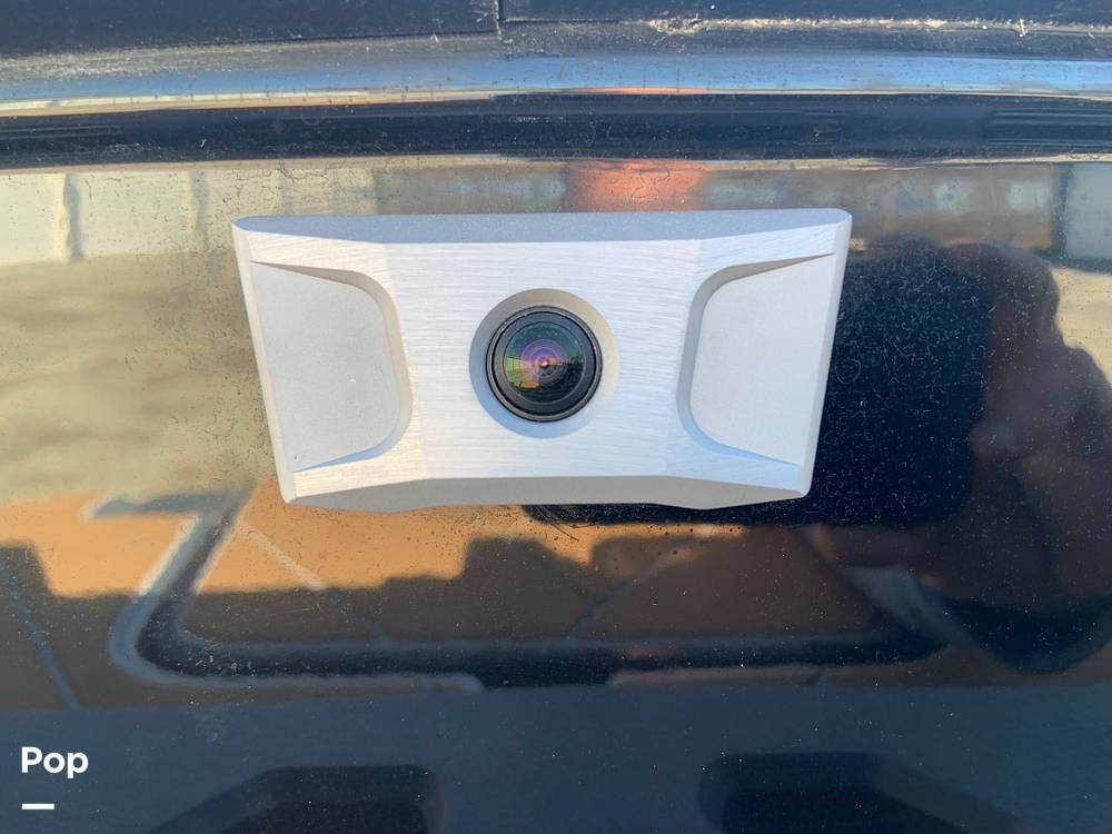 Slide: The Image of Rear Camera - 13735484