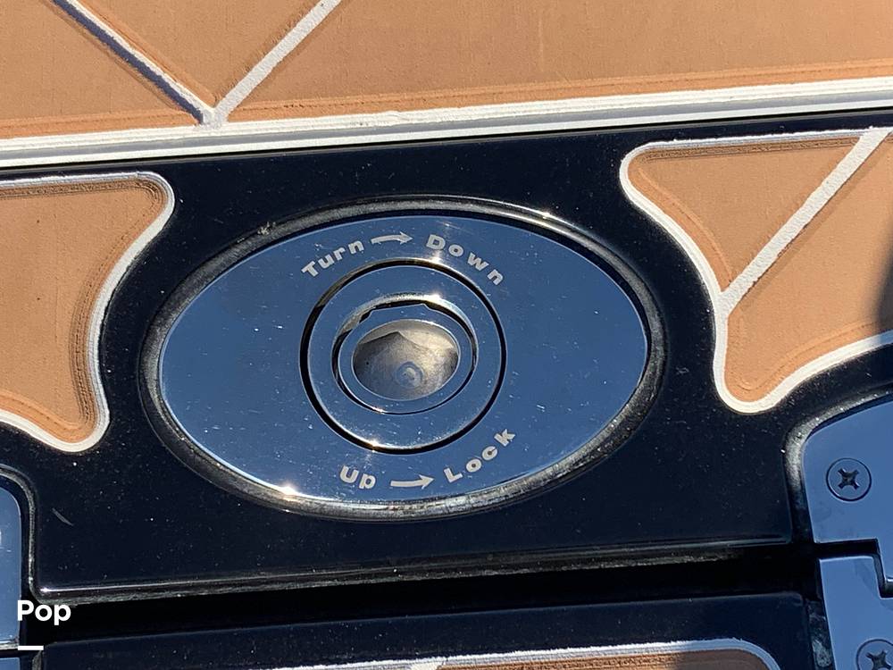 Slide: The Image of Ski Pylon - 13735525