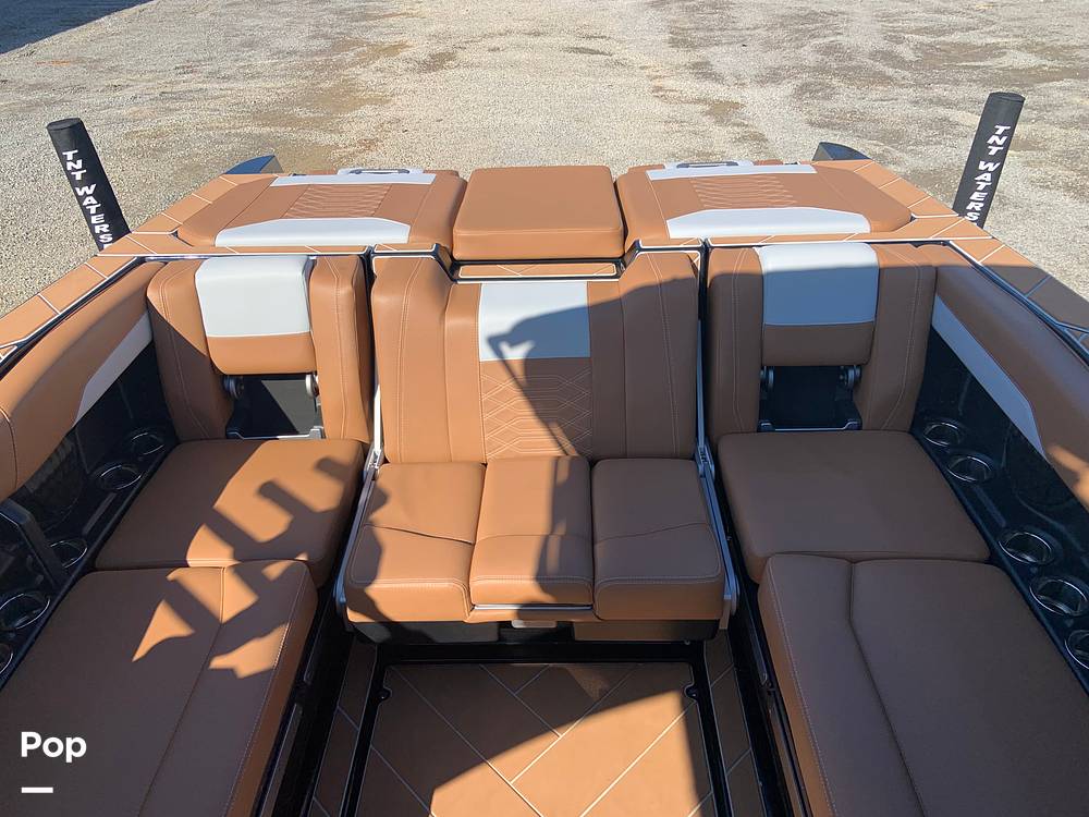 Slide: The Image of Malibu Wakesetter 26 LSV 2023 - 13735528