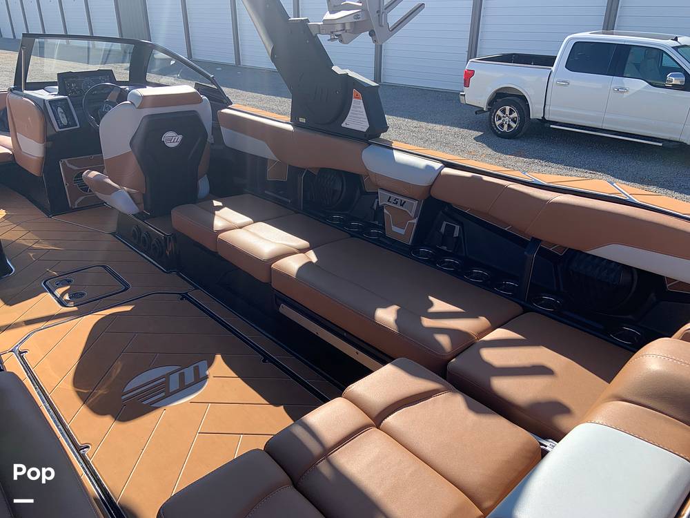 Slide: The Image of Malibu Wakesetter 26 LSV 2023 - 13735530