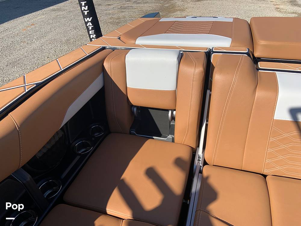 Slide: The Image of Malibu Wakesetter 26 LSV 2023 - 13735538