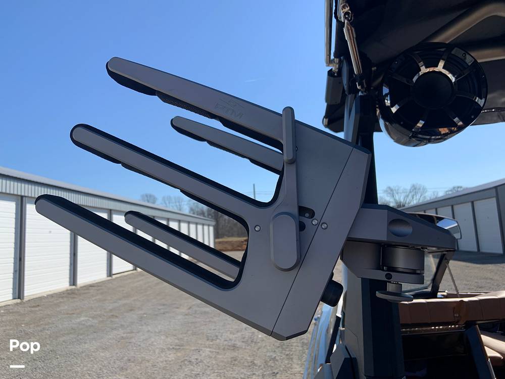 Slide: The Image of Malibu Wakesetter 26 LSV 2023 - 13735545