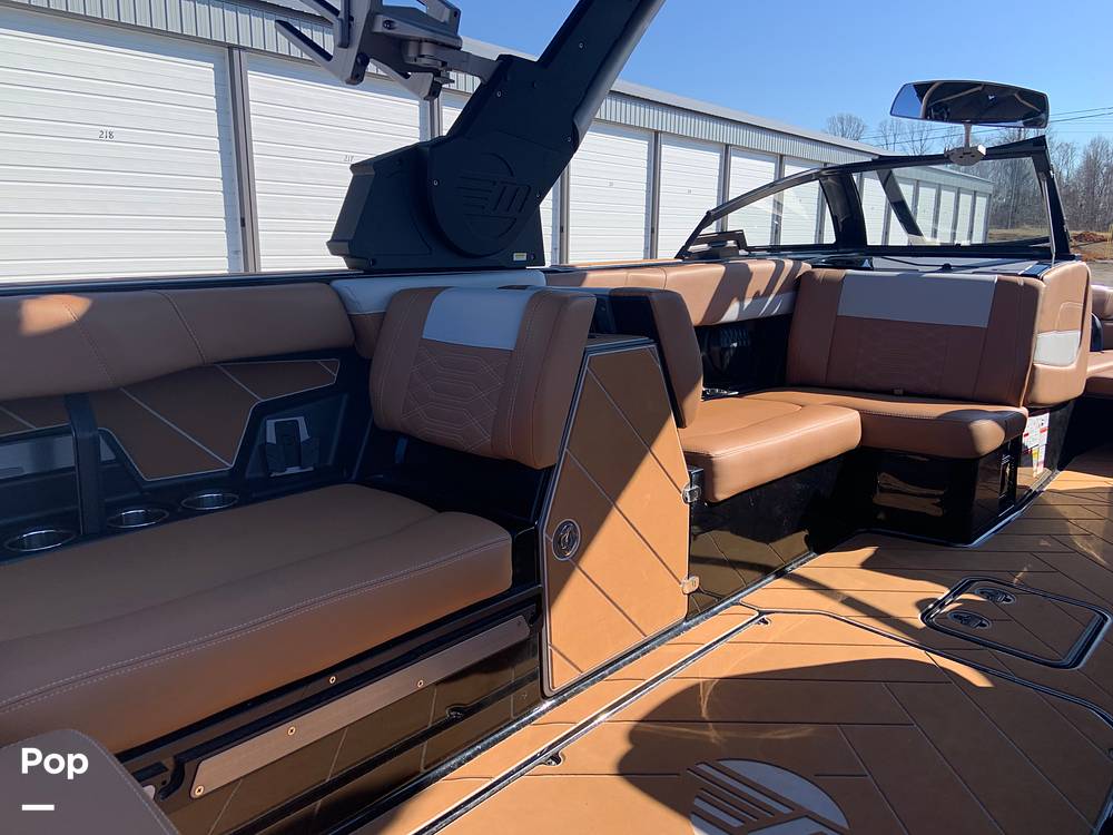 Slide: The Image of Malibu Wakesetter 26 LSV 2023 - 13735558