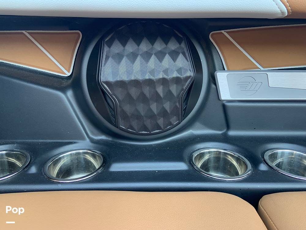 Slide: The Image of Malibu Wakesetter 26 LSV 2023 - 13735638