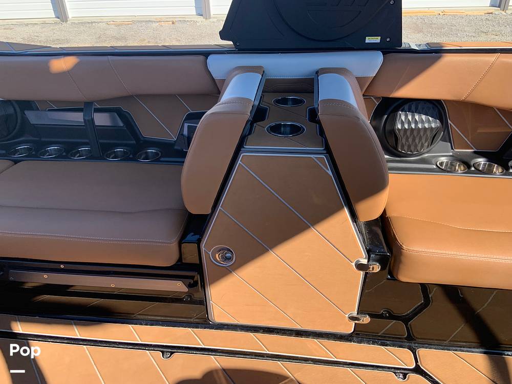 Slide: The Image of Adjustible Seat Backs - 13735640