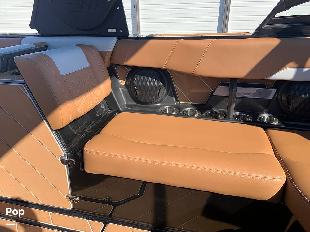 Slide: The Image of Malibu Wakesetter 26 LSV 2023 - 13735644