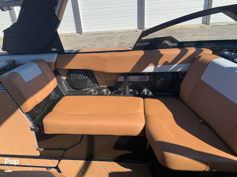 Slide: The Image of Malibu Wakesetter 26 LSV 2023 - 13735645