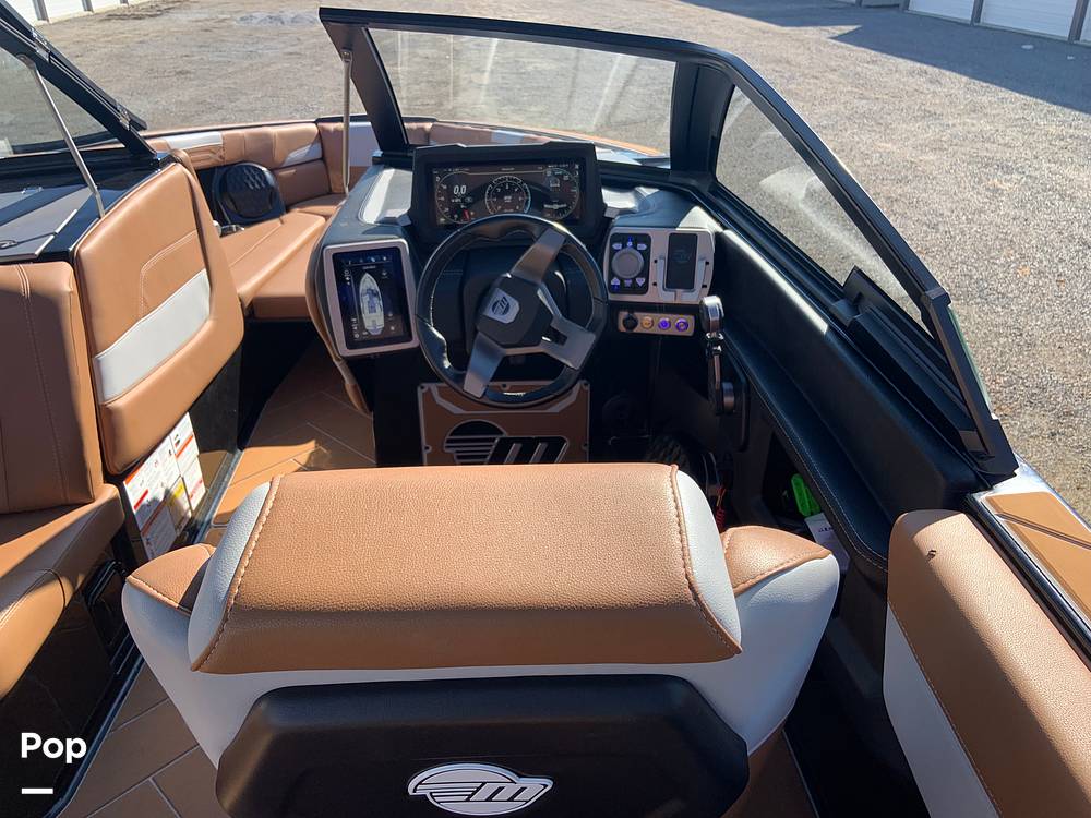 Slide: The Image of Malibu Wakesetter 26 LSV 2023 - 13735648