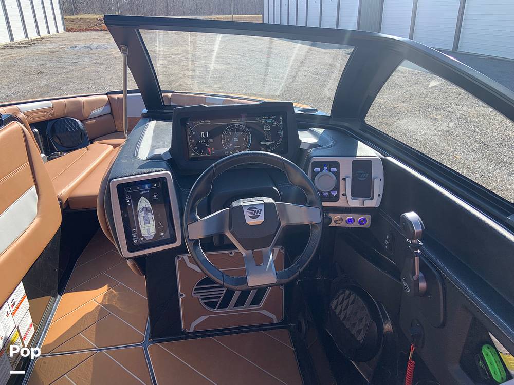 Slide: The Image of Malibu Wakesetter 26 LSV 2023 - 13735653