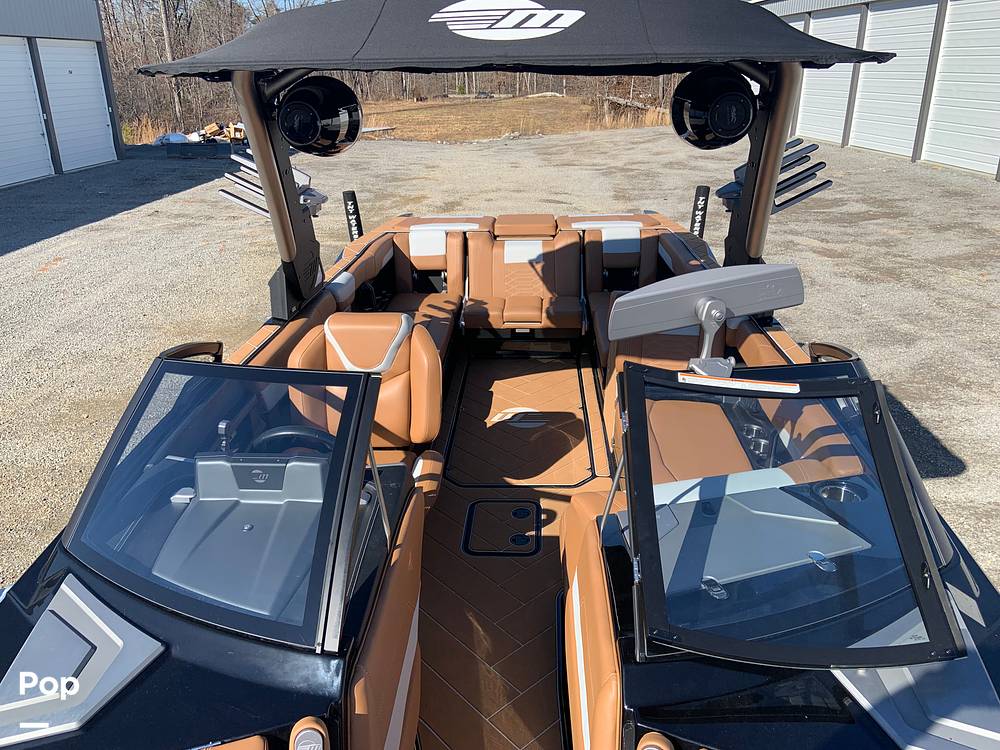 Slide: The Image of Malibu Wakesetter 26 LSV 2023 - 13735675