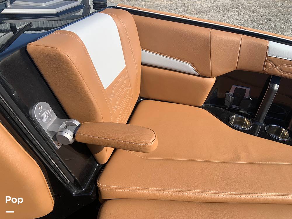 Slide: The Image of Malibu Wakesetter 26 LSV 2023 - 13735690