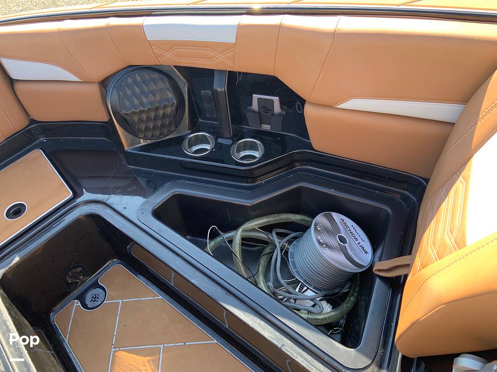 Slide: The Image of Malibu Wakesetter 26 LSV 2023 - 13735701