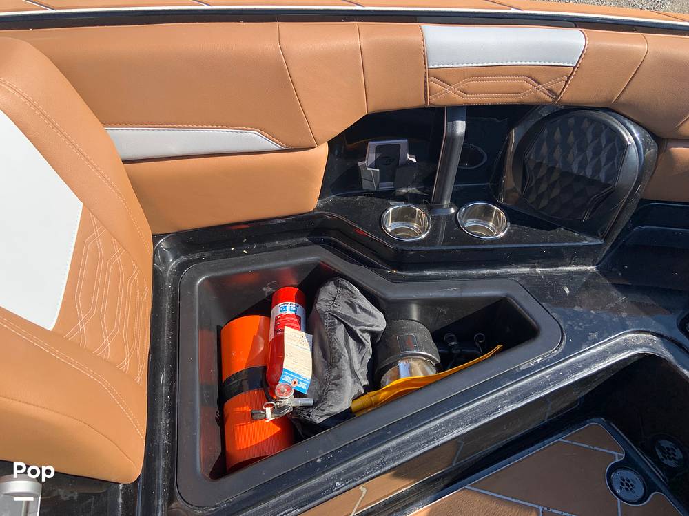 Slide: The Image of Malibu Wakesetter 26 LSV 2023 - 13735702