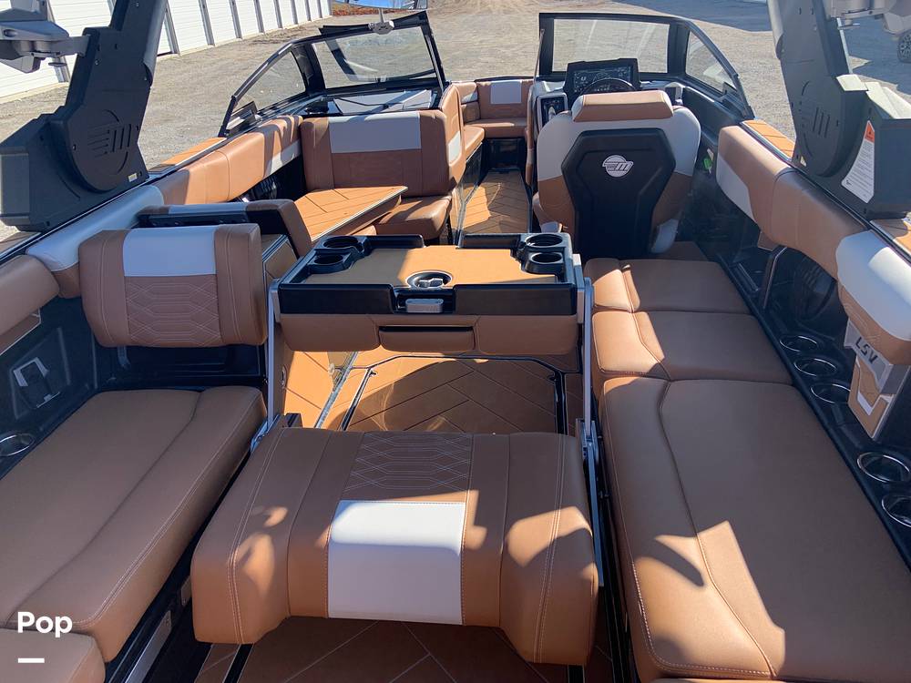 Slide: The Image of Table Configuration - 13735747