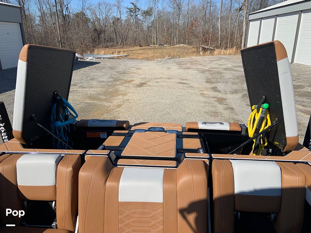 Slide: The Image of Malibu Wakesetter 26 LSV 2023 - 13735753