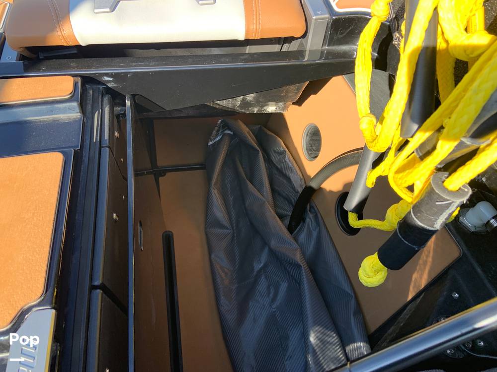 Slide: The Image of Malibu Wakesetter 26 LSV 2023 - 13735755