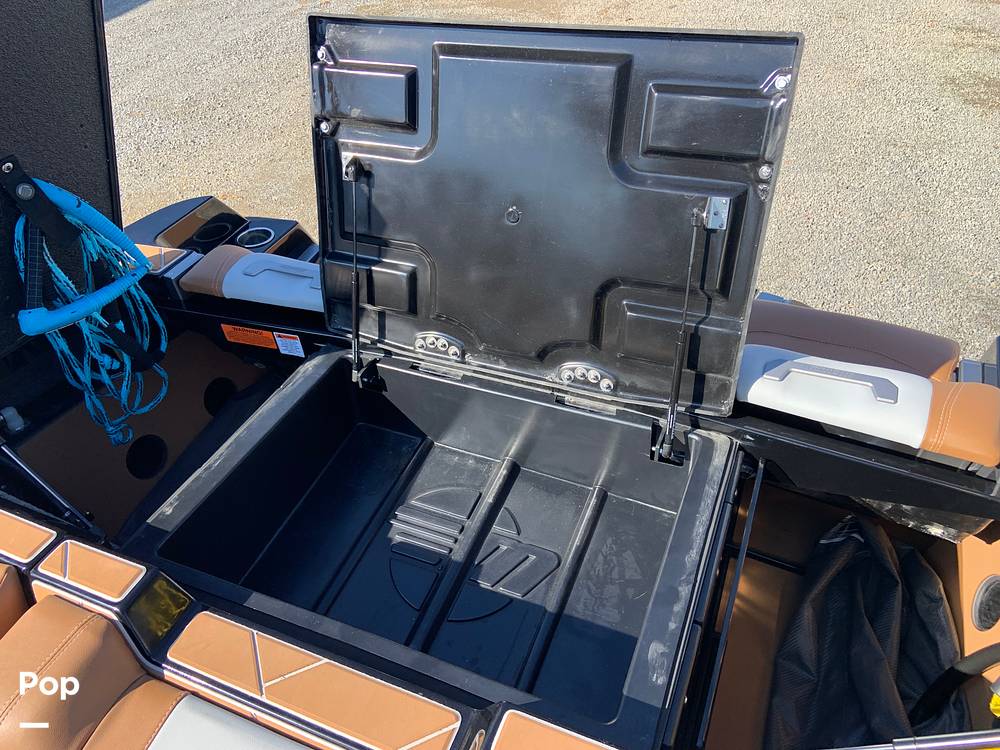 Slide: The Image of Malibu Wakesetter 26 LSV 2023 - 13735764