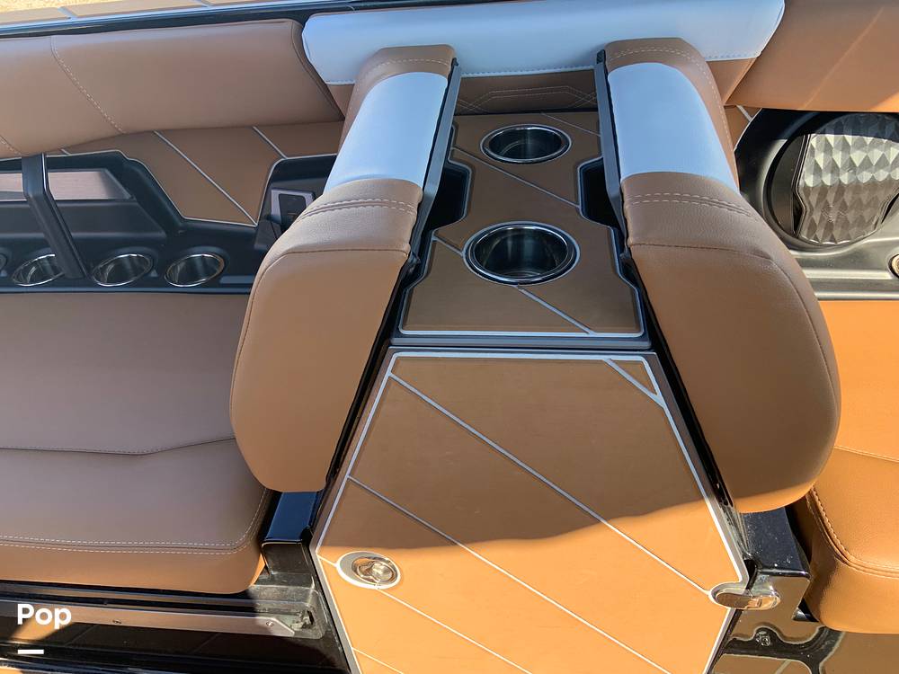 Slide: The Image of Malibu Wakesetter 26 LSV 2023 - 13735784