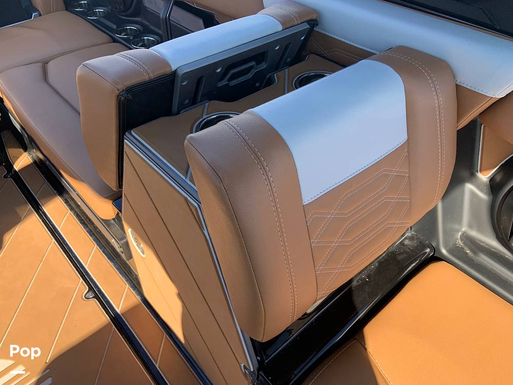 Slide: The Image of Malibu Wakesetter 26 LSV 2023 - 13735785