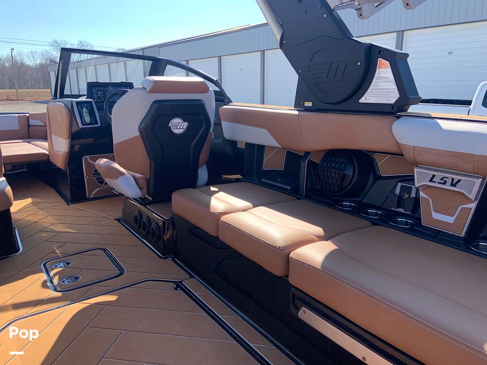 Slide: The Image of Malibu Wakesetter 26 LSV 2023 - 13735561