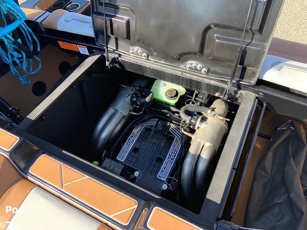 Slide: The Image of Malibu Wakesetter 26 LSV 2023 - 13735766