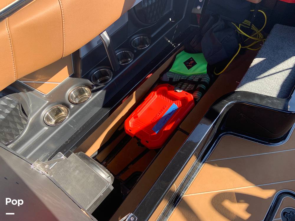 Slide: The Image of Malibu Wakesetter 26 LSV 2023 - 13735787