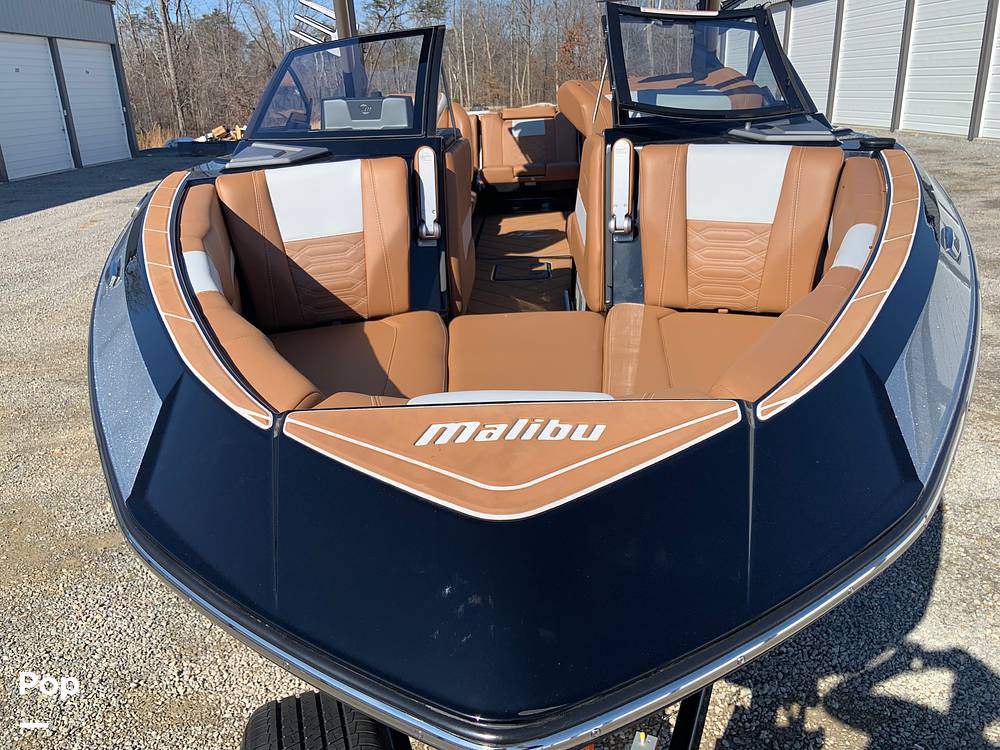 Slide: The Image of Malibu Wakesetter 26 LSV 2023 - 13735495