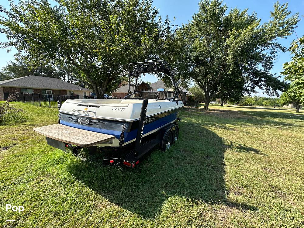 Slide: The Image of Malibu Wakesetter XTI 2004 - 14546778