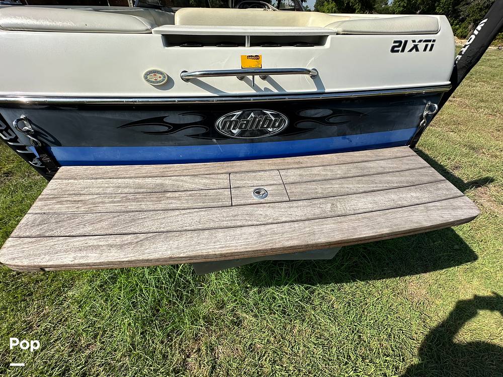 Slide: The Image of Malibu Wakesetter XTI 2004 - 14546790