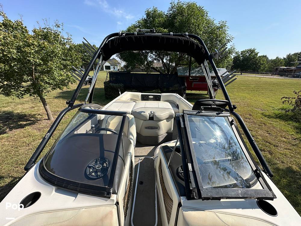 Slide: The Image of Malibu Wakesetter XTI 2004 - 14546794
